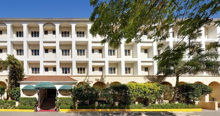 The Residency Karur Hotel Luaran gambar