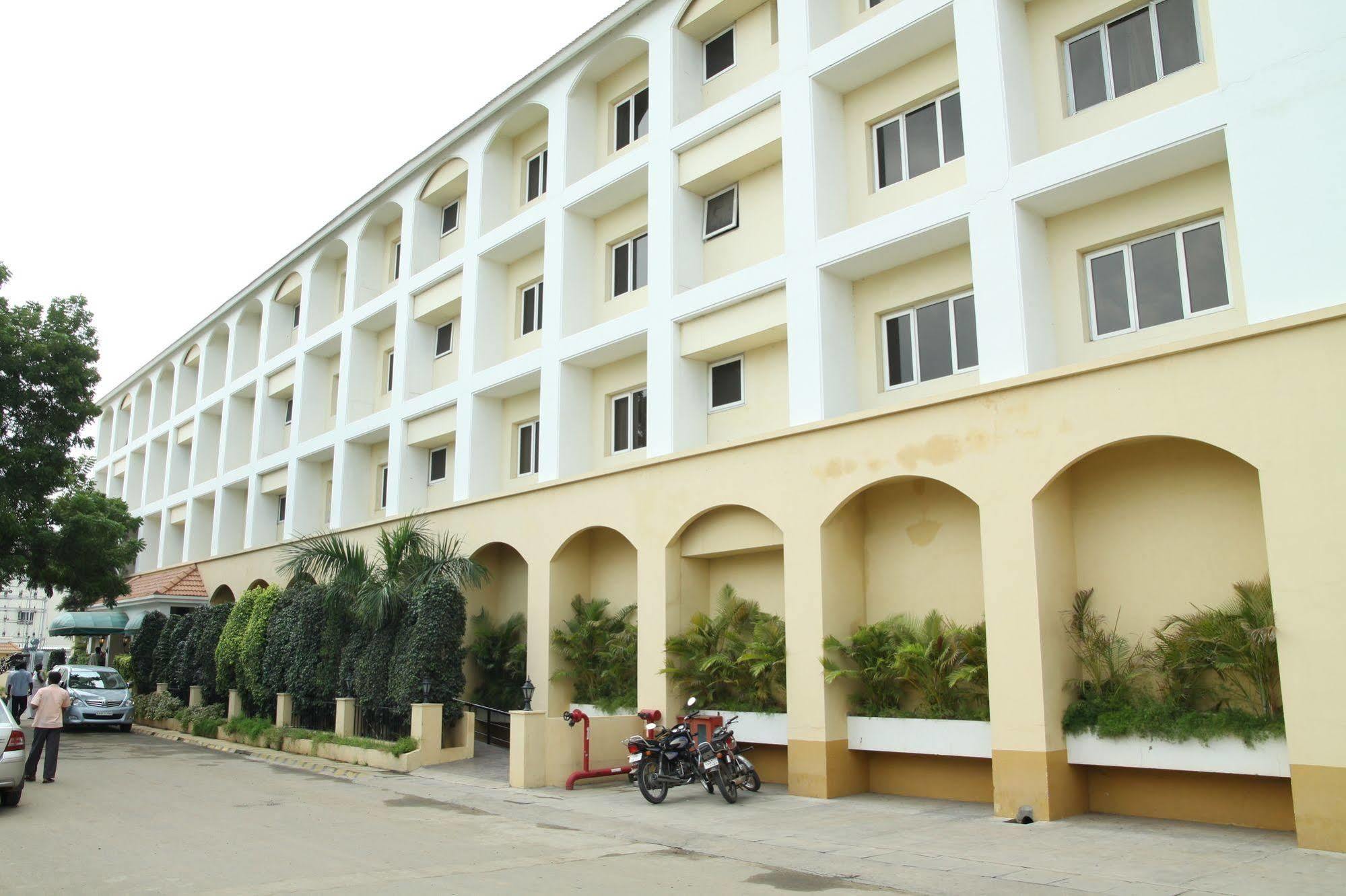The Residency Karur Hotel Luaran gambar