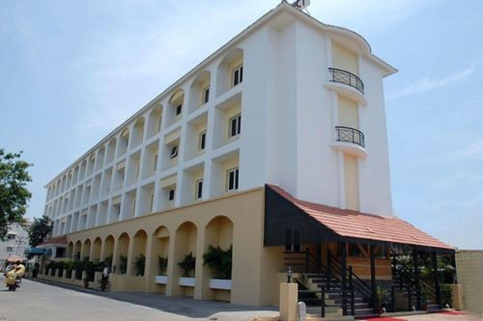 The Residency Karur Hotel Luaran gambar